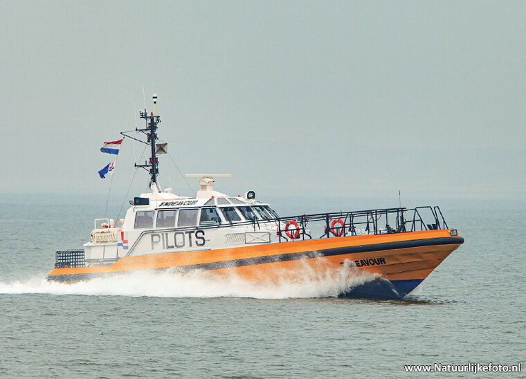 ansichtkaart loods boot (0871)