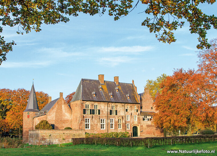 ansichtkaart kasteel Hernen (0795)