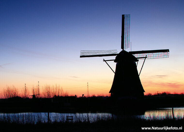ansichtkaart molens van Kinderdijk (0471)