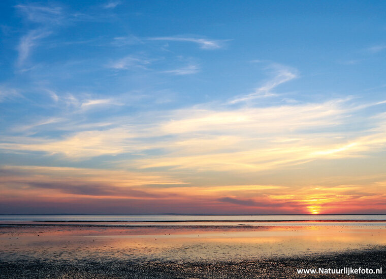 ansichtkaart zonsopkomst Waddenzee - werelderfgoed (0398)