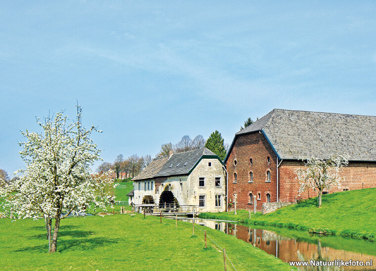 Limburg ansichtkaarten - set met 12 kaarten (nr. 93)