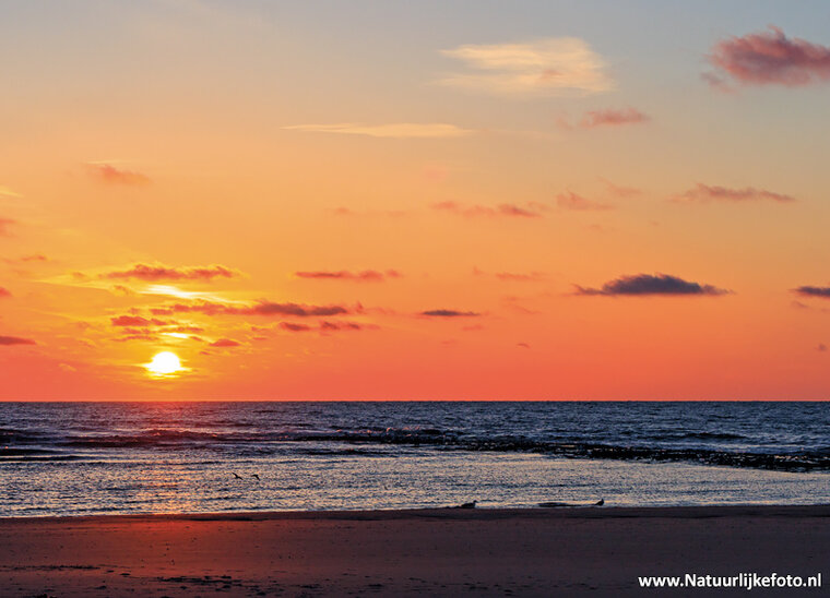 ansichtkaart zonsondergang Noordzee