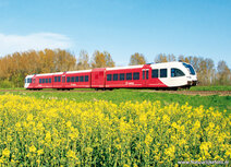 Trein kaarten | ansichtkaart Arriva trein met koolzaadveld Trein kaarten | ansichtkaart Arriva trein met koolzaadveld