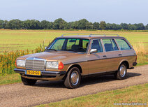 Ansichtkaarten auto's | Ansichtkaart Mercedes Benz S123 Stationwagen