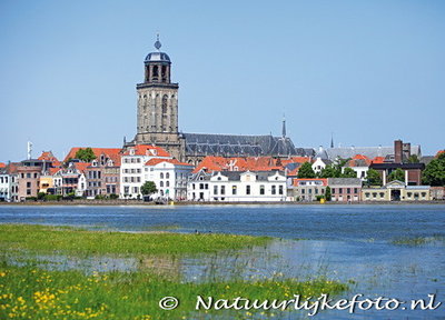 Ansichtkaart Deventer - prachtige kaart van Deventer met de Lebuinuskerk