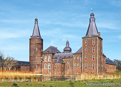 ansichtkaart kasteel Hoensbroek, postcard castle Hoensbroek, Postkarte Schloss Hoensbroek
