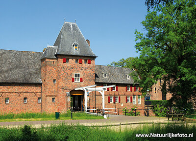 ansichtkaart kasteel Doorwerth, postcard castle Doorwerth, Postkarte Schloss Doorwerth